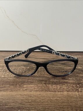 Authentic CHANEL navy Glasses Silver Chain Temples 3268-Q c.1390
